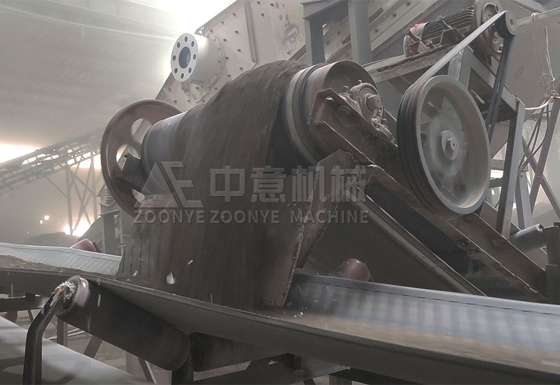 驰张筛筛分物料